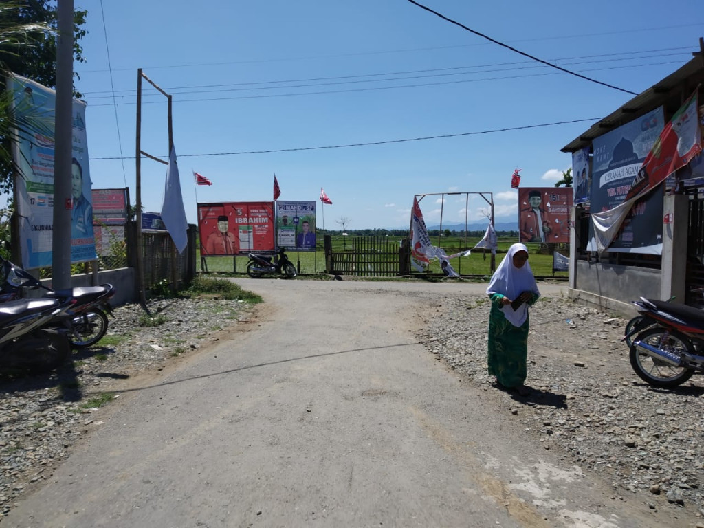 Suasana gampong Alue Adan